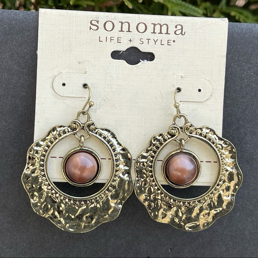 Ear rings
